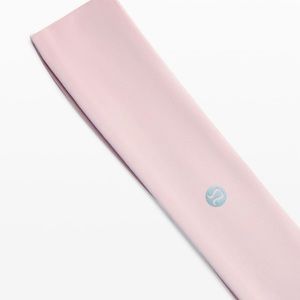 Fly Away Tamer Headband II Luxtreme